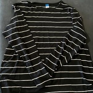 Old Navy Luxe Long Sleeve. NWOT